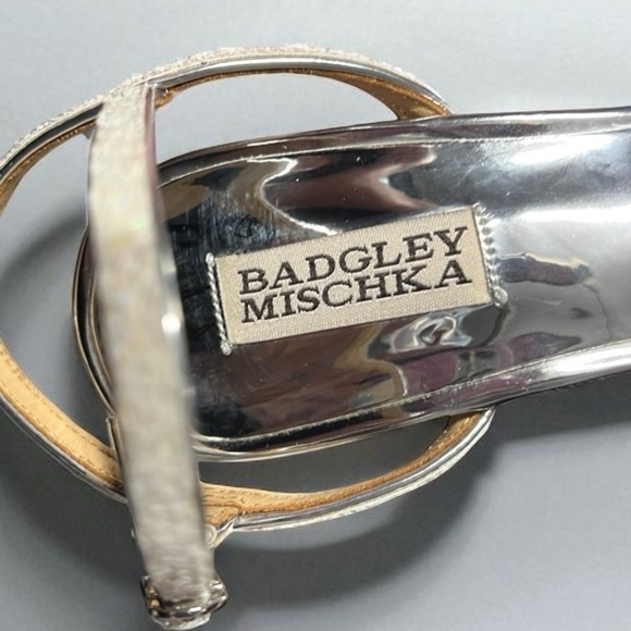 🌻Badgley Mischka Olympia White Gray Sparkly Glittered Evening Sandal Size 8.5 - Picture 13 of 15